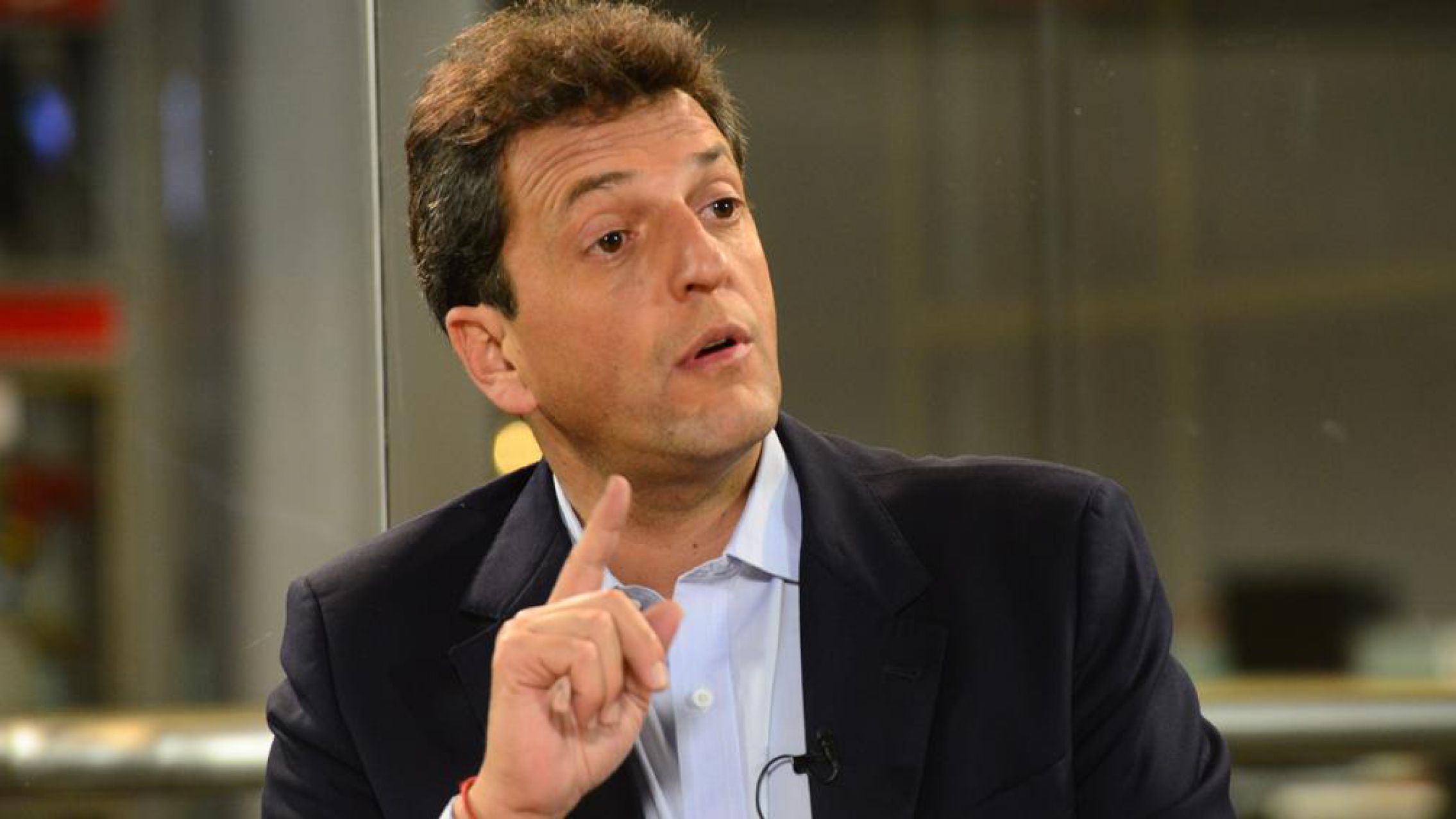 Massa reiteró llamado a un "gobierno de unidad" y rechazó "los acuerdos de cúpulas" de partidos